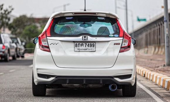 ซื้อ รถมือสอง Honda Jazz ขาว รถยนต์ ใน %{เมือง} ใน กรุงเทพมหานคร ซื้อ รถมือสอง Honda Jazz ขาว รถยนต์ ใน %{เมือง} ใน กรุงเทพมหานคร