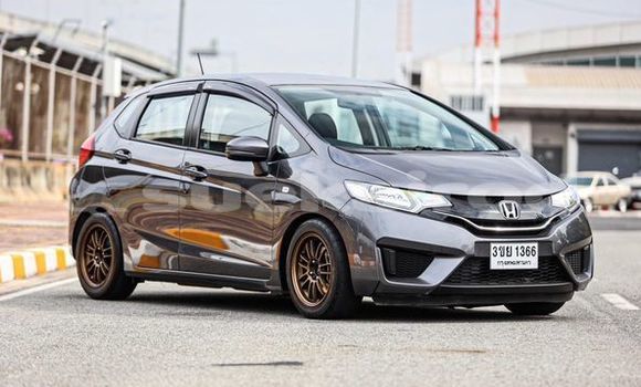 ซื้อ รถมือสอง Honda Jazz สีดำ รถยนต์ ใน %{เมือง} ใน กรุงเทพมหานคร ซื้อ รถมือสอง Honda Jazz สีดำ รถยนต์ ใน %{เมือง} ใน กรุงเทพมหานคร