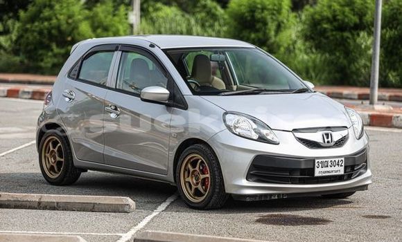 ซื้อ รถมือสอง Honda Brio เงิน รถยนต์ ใน %{เมือง} ใน กรุงเทพมหานคร ซื้อ รถมือสอง Honda Brio เงิน รถยนต์ ใน %{เมือง} ใน กรุงเทพมหานคร