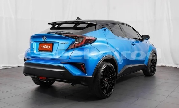 ซื้อ รถมือสอง Toyota C-HR สีน้ำเงิน รถยนต์ ใน %{เมือง} ใน กรุงเทพมหานคร ซื้อ รถมือสอง Toyota C-HR สีน้ำเงิน รถยนต์ ใน %{เมือง} ใน กรุงเทพมหานคร