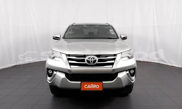 ซื้อ รถมือสอง Toyota Fortuner เงิน รถยนต์ ใน %{เมือง} ใน กรุงเทพมหานคร ซื้อ รถมือสอง Toyota Fortuner เงิน รถยนต์ ใน %{เมือง} ใน กรุงเทพมหานคร