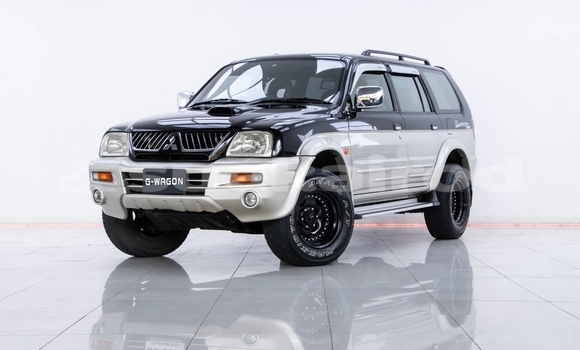 Buy Used Mitsubishi Strada Brown Car in Bangkok in Bangkok Buy Used Mitsubishi Strada Brown Car in Bangkok in Bangkok