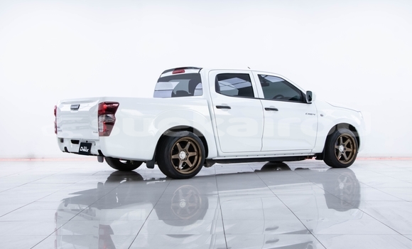Buy Used Isuzu D-Max White Car in Bangkok in Bangkok Buy Used Isuzu D-Max White Car in Bangkok in Bangkok