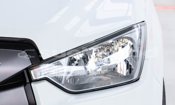 Buy Used Isuzu D–MAX White Car in Bangkok in Bangkok Buy Used Isuzu D–MAX White Car in Bangkok in Bangkok