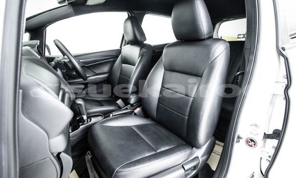 Buy Used Honda Jazz White Car in Bangkok in Bangkok Buy Used Honda Jazz White Car in Bangkok in Bangkok