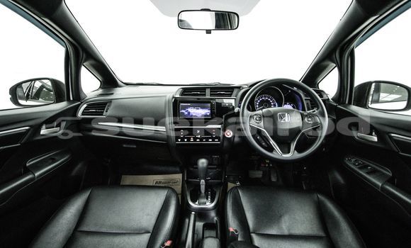 Buy Used Honda Jazz White Car in Bangkok in Bangkok Buy Used Honda Jazz White Car in Bangkok in Bangkok