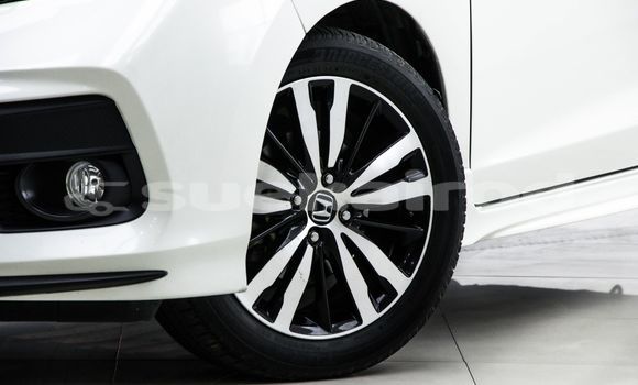 Buy Used Honda Jazz White Car in Bangkok in Bangkok Buy Used Honda Jazz White Car in Bangkok in Bangkok