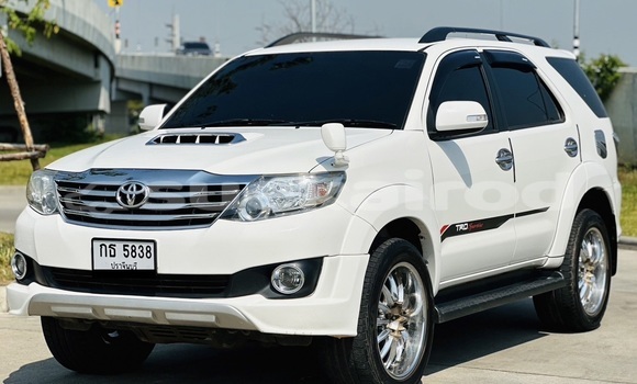 ซื้อ รถมือสอง Toyota Fortuner ขาว รถยนต์ ใน %{เมือง} ใน กรุงเทพมหานคร ซื้อ รถมือสอง Toyota Fortuner ขาว รถยนต์ ใน %{เมือง} ใน กรุงเทพมหานคร