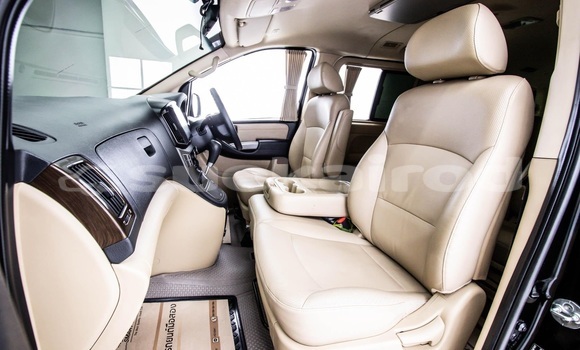 ซื้อ รถมือสอง Hyundai H1 สีดำ รถยนต์ ใน %{เมือง} ใน กรุงเทพมหานคร ซื้อ รถมือสอง Hyundai H1 สีดำ รถยนต์ ใน %{เมือง} ใน กรุงเทพมหานคร