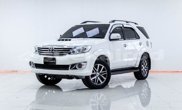 Buy Used Toyota Fortuner White Car in Bangkok in Bangkok Buy Used Toyota Fortuner White Car in Bangkok in Bangkok