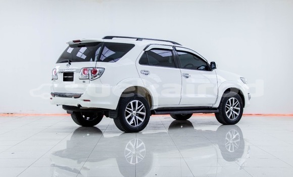 Buy Used Toyota Fortuner White Car in Bangkok in Bangkok Buy Used Toyota Fortuner White Car in Bangkok in Bangkok