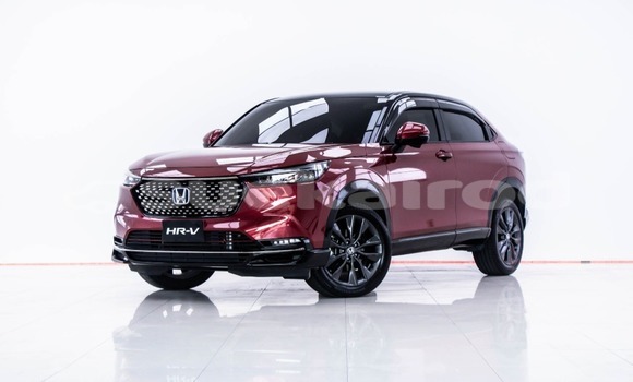 ซื้อ รถมือสอง Honda HR-V สีแดง รถยนต์ ใน %{เมือง} ใน กรุงเทพมหานคร