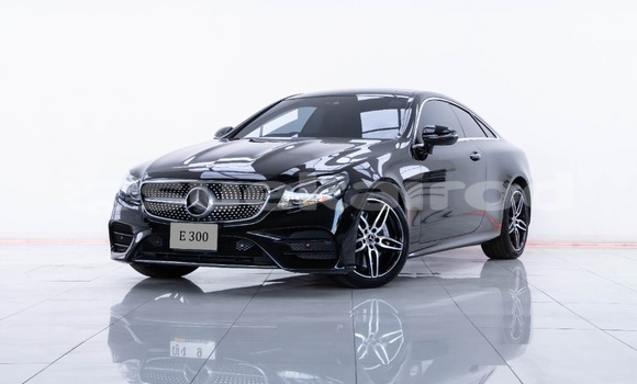 Buy Used Mercedes-Benz E-Classe Black Car in Bangkok in Bangkok