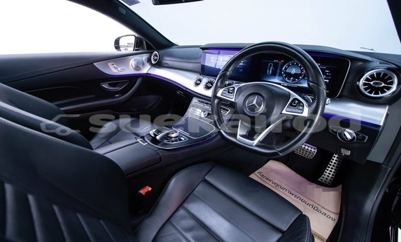 ซื้อ รถมือสอง Mercedes-Benz E-Classe สีดำ รถยนต์ ใน %{เมือง} ใน กรุงเทพมหานคร ซื้อ รถมือสอง Mercedes-Benz E-Classe สีดำ รถยนต์ ใน %{เมือง} ใน กรุงเทพมหานคร