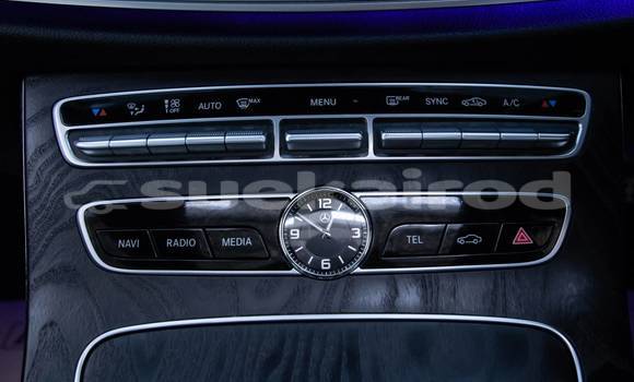 ซื้อ รถมือสอง Mercedes-Benz E-Classe สีดำ รถยนต์ ใน %{เมือง} ใน กรุงเทพมหานคร ซื้อ รถมือสอง Mercedes-Benz E-Classe สีดำ รถยนต์ ใน %{เมือง} ใน กรุงเทพมหานคร