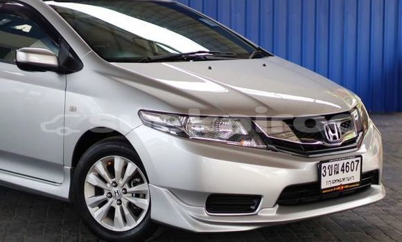 ซื้อ รถมือสอง Honda City เงิน รถยนต์ ใน %{เมือง} ใน กรุงเทพมหานคร ซื้อ รถมือสอง Honda City เงิน รถยนต์ ใน %{เมือง} ใน กรุงเทพมหานคร