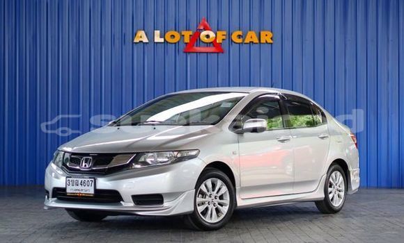 ซื้อ รถมือสอง Honda City เงิน รถยนต์ ใน %{เมือง} ใน กรุงเทพมหานคร ซื้อ รถมือสอง Honda City เงิน รถยนต์ ใน %{เมือง} ใน กรุงเทพมหานคร