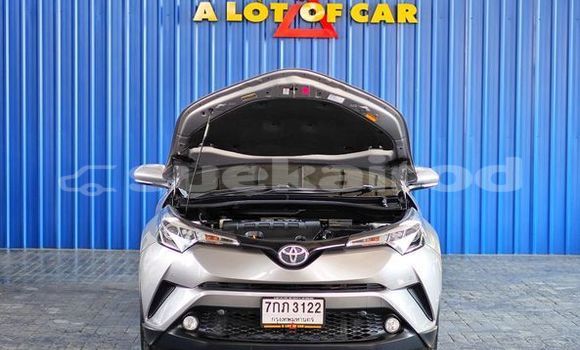 ซื้อ รถมือสอง Toyota C-HR เงิน รถยนต์ ใน %{เมือง} ใน กรุงเทพมหานคร ซื้อ รถมือสอง Toyota C-HR เงิน รถยนต์ ใน %{เมือง} ใน กรุงเทพมหานคร