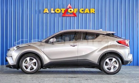 ซื้อ รถมือสอง Toyota C-HR เงิน รถยนต์ ใน %{เมือง} ใน กรุงเทพมหานคร ซื้อ รถมือสอง Toyota C-HR เงิน รถยนต์ ใน %{เมือง} ใน กรุงเทพมหานคร