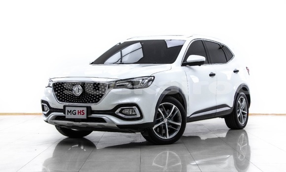 ซื้อ รถมือสอง MG ZS ขาว รถยนต์ ใน %{เมือง} ใน กรุงเทพมหานคร