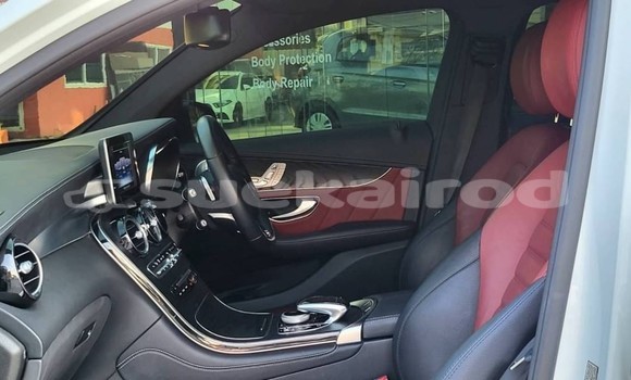 ซื้อ รถมือสอง Mercedes-Benz GLC ขาว รถยนต์ ใน %{เมือง} ใน กรุงเทพมหานคร ซื้อ รถมือสอง Mercedes-Benz GLC ขาว รถยนต์ ใน %{เมือง} ใน กรุงเทพมหานคร
