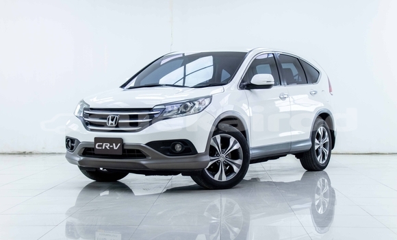 Buy Used Honda CR-V White Car in Bangkok in Bangkok