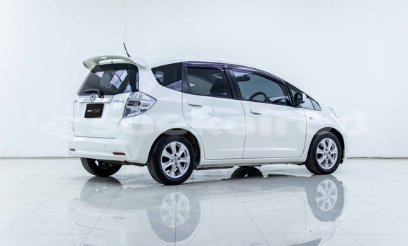 ซื้อ รถมือสอง Honda Jazz ขาว รถยนต์ ใน %{เมือง} ใน กรุงเทพมหานคร ซื้อ รถมือสอง Honda Jazz ขาว รถยนต์ ใน %{เมือง} ใน กรุงเทพมหานคร