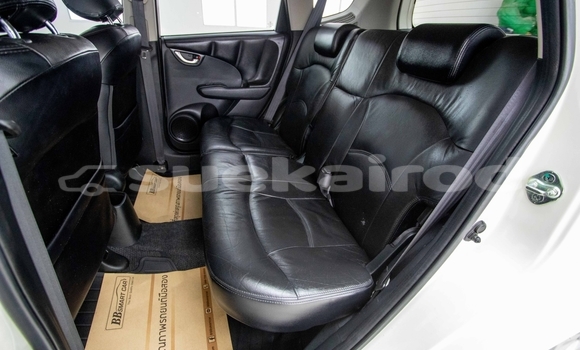 ซื้อ รถมือสอง Honda Jazz ขาว รถยนต์ ใน %{เมือง} ใน กรุงเทพมหานคร ซื้อ รถมือสอง Honda Jazz ขาว รถยนต์ ใน %{เมือง} ใน กรุงเทพมหานคร