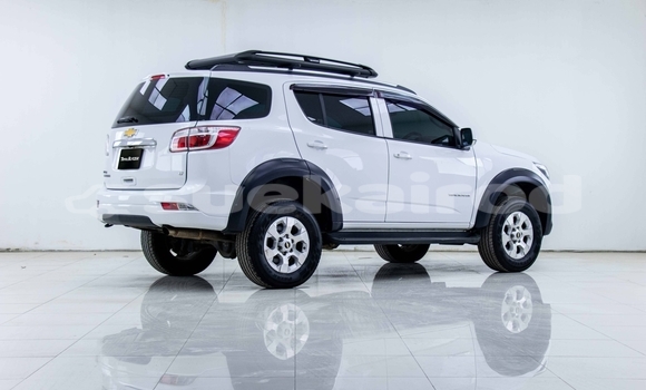 ซื้อ รถมือสอง Chevrolet TrailBlazer ขาว รถยนต์ ใน %{เมือง} ใน กรุงเทพมหานคร ซื้อ รถมือสอง Chevrolet TrailBlazer ขาว รถยนต์ ใน %{เมือง} ใน กรุงเทพมหานคร