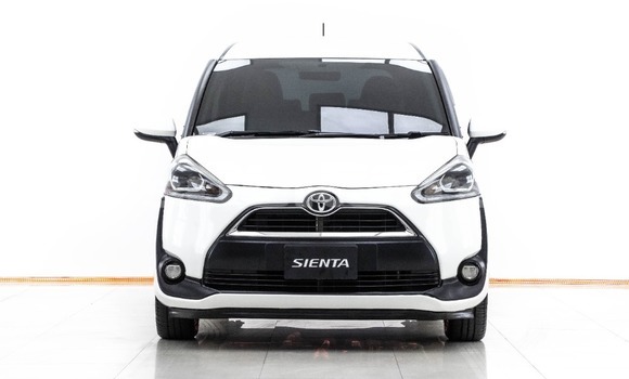 ซื้อ รถมือสอง Toyota Sienta ขาว รถยนต์ ใน %{เมือง} ใน กรุงเทพมหานคร ซื้อ รถมือสอง Toyota Sienta ขาว รถยนต์ ใน %{เมือง} ใน กรุงเทพมหานคร