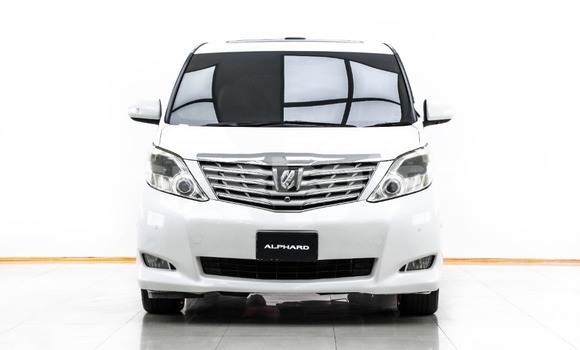 Buy Used Toyota Alphard White Car in Bangkok in Bangkok Buy Used Toyota Alphard White Car in Bangkok in Bangkok