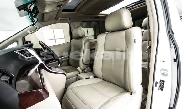 Buy Used Toyota Alphard White Car in Bangkok in Bangkok Buy Used Toyota Alphard White Car in Bangkok in Bangkok
