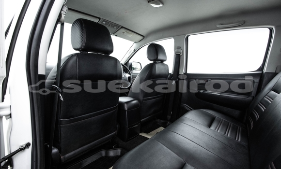 ซื้อ รถมือสอง Toyota Hiluxe VIGO ขาว รถยนต์ ใน %{เมือง} ใน กรุงเทพมหานคร ซื้อ รถมือสอง Toyota Hiluxe VIGO ขาว รถยนต์ ใน %{เมือง} ใน กรุงเทพมหานคร