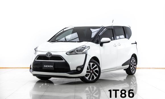 Buy Used Toyota Sienta White Car in Bangkok in Bangkok Buy Used Toyota Sienta White Car in Bangkok in Bangkok
