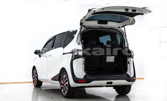 Buy Used Toyota Sienta White Car in Bangkok in Bangkok Buy Used Toyota Sienta White Car in Bangkok in Bangkok