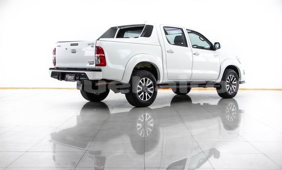 Buy Used Toyota Hiluxe VIGO White Car in Bangkok in Bangkok Buy Used Toyota Hiluxe VIGO White Car in Bangkok in Bangkok
