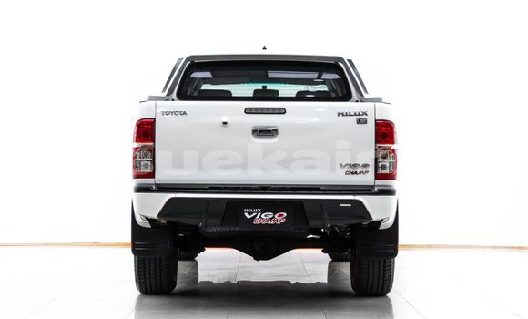 Buy Used Toyota Hiluxe VIGO White Car in Bangkok in Bangkok Buy Used Toyota Hiluxe VIGO White Car in Bangkok in Bangkok