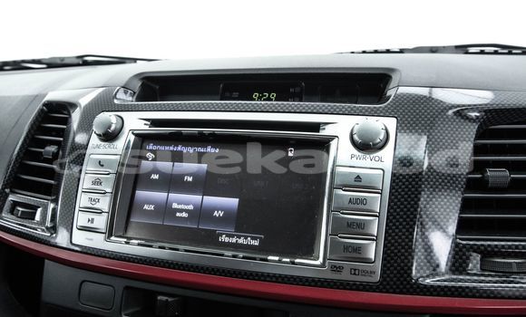 Buy Used Toyota Hiluxe VIGO White Car in Bangkok in Bangkok Buy Used Toyota Hiluxe VIGO White Car in Bangkok in Bangkok