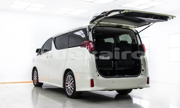 Buy Used Toyota Alphard White Car in Bangkok in Bangkok Buy Used Toyota Alphard White Car in Bangkok in Bangkok