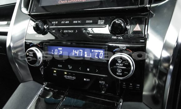 Buy Used Toyota Alphard White Car in Bangkok in Bangkok Buy Used Toyota Alphard White Car in Bangkok in Bangkok