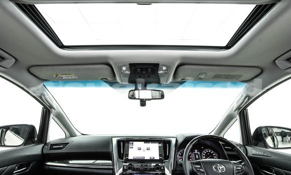 Buy Used Toyota Alphard White Car in Bangkok in Bangkok Buy Used Toyota Alphard White Car in Bangkok in Bangkok