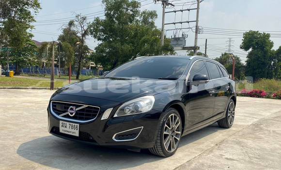 ซื้อ รถมือสอง Volvo V60 สีดำ รถยนต์ ใน %{เมือง} ใน กรุงเทพมหานคร