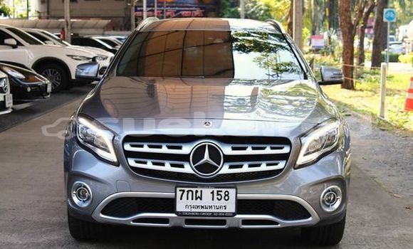ซื้อ รถมือสอง Mercedes-Benz GLA-klasse เงิน รถยนต์ ใน %{เมือง} ใน กรุงเทพมหานคร ซื้อ รถมือสอง Mercedes-Benz GLA-klasse เงิน รถยนต์ ใน %{เมือง} ใน กรุงเทพมหานคร