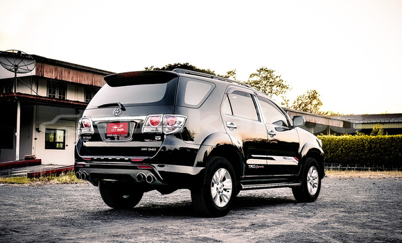 ซื้อ รถมือสอง Toyota Fortuner สีดำ รถยนต์ ใน %{เมือง} ใน กรุงเทพมหานคร ซื้อ รถมือสอง Toyota Fortuner สีดำ รถยนต์ ใน %{เมือง} ใน กรุงเทพมหานคร