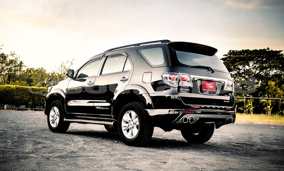 ซื้อ รถมือสอง Toyota Fortuner สีดำ รถยนต์ ใน %{เมือง} ใน กรุงเทพมหานคร ซื้อ รถมือสอง Toyota Fortuner สีดำ รถยนต์ ใน %{เมือง} ใน กรุงเทพมหานคร