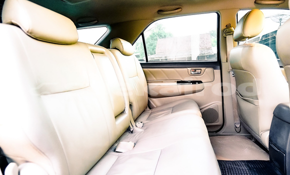 ซื้อ รถมือสอง Toyota Fortuner สีดำ รถยนต์ ใน %{เมือง} ใน กรุงเทพมหานคร ซื้อ รถมือสอง Toyota Fortuner สีดำ รถยนต์ ใน %{เมือง} ใน กรุงเทพมหานคร