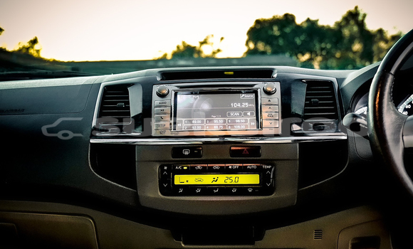 ซื้อ รถมือสอง Toyota Fortuner สีดำ รถยนต์ ใน %{เมือง} ใน กรุงเทพมหานคร ซื้อ รถมือสอง Toyota Fortuner สีดำ รถยนต์ ใน %{เมือง} ใน กรุงเทพมหานคร