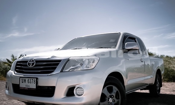 ซื้อ รถมือสอง Toyota Vigo อื่น ๆ รถยนต์ ใน %{เมือง} ใน กรุงเทพมหานคร