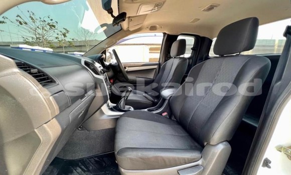 Buy Used Isuzu D-Max White Car in Bangkok in Bangkok Buy Used Isuzu D-Max White Car in Bangkok in Bangkok