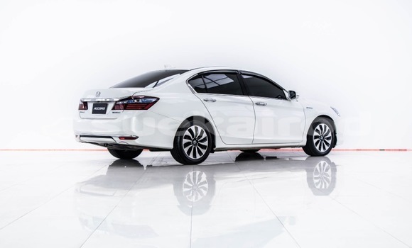 Buy Used Honda Accord White Car in Bangkok in Bangkok Buy Used Honda Accord White Car in Bangkok in Bangkok